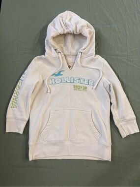 Women's/Girls Vintage 2000's Hollister Short Sleeve Hoodie L